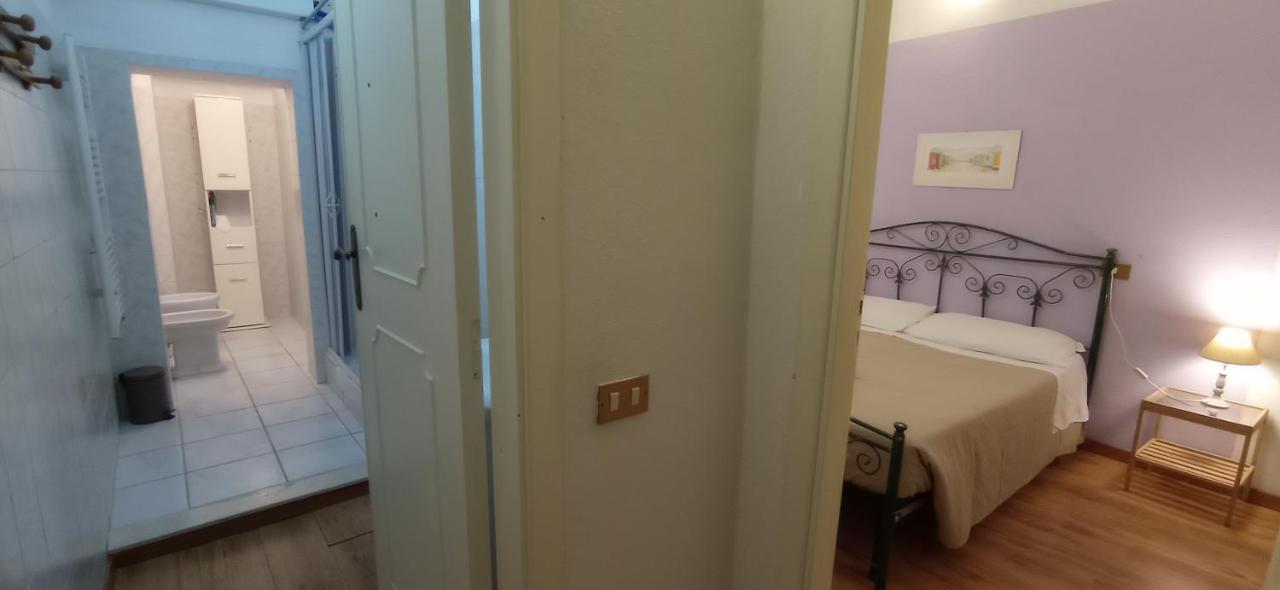 Onlyrooms III - Piazza Jenne 卡利亚里 外观 照片