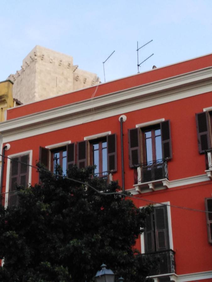 Onlyrooms III - Piazza Jenne 卡利亚里 外观 照片