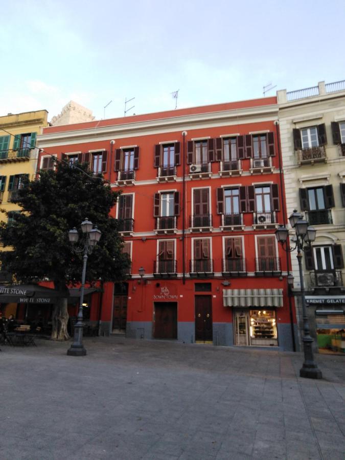 Onlyrooms III - Piazza Jenne 卡利亚里 外观 照片